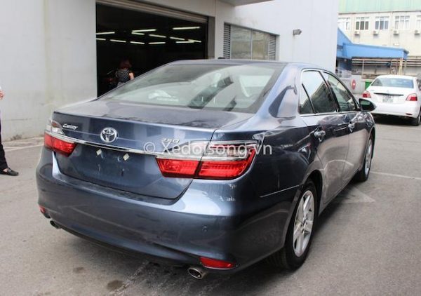 Hình Ảnh Đầu Tiên Của Toyota Camry 2015 Chính Hãng Ở Hà Nội - Ảnh 2