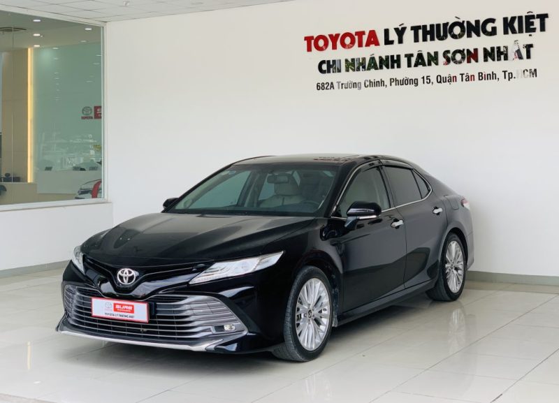 Toyota Camry 2.5Q 2019