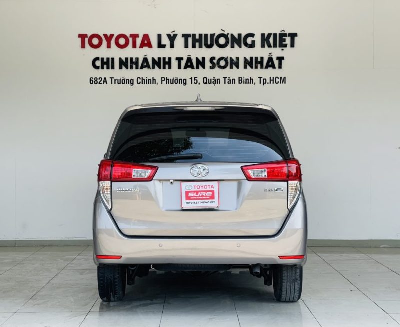 Toyota Innova 2.0E 2017