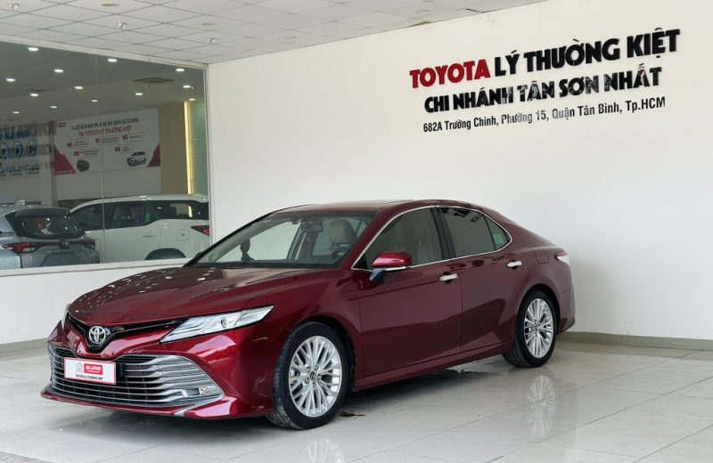 Toyota Camry 2.5Q 2019