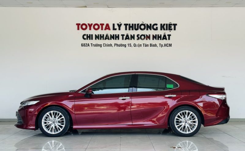 Toyota Camry 2.5Q 2019