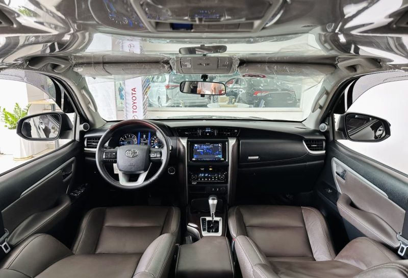 Toyota Fortuner 2.7At 4X2 2017