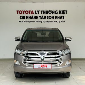 Toyota Innova 2.0Mt 2016